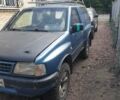 Синій Опель Фронтера, об'ємом двигуна 2 л та пробігом 336 тис. км за 3000 $, фото 1 на Automoto.ua
