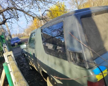 Синій Опель Фронтера, об'ємом двигуна 2 л та пробігом 300 тис. км за 2550 $, фото 3 на Automoto.ua