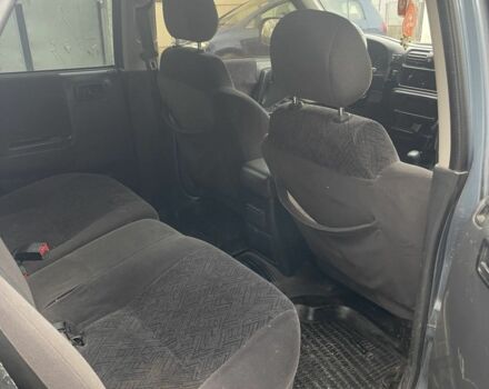 Синий Опель Фронтера, объемом двигателя 2.2 л и пробегом 280 тыс. км за 4300 $, фото 4 на Automoto.ua