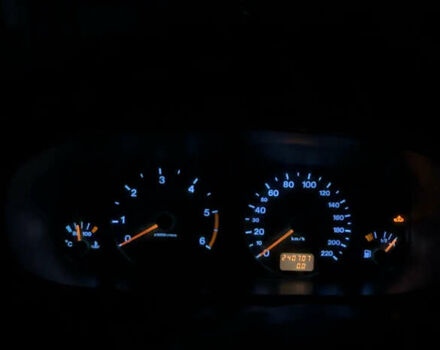 Синій Опель Фронтера, об'ємом двигуна 2.17 л та пробігом 240 тис. км за 6500 $, фото 5 на Automoto.ua