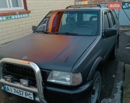 Синий Опель Фронтера, объемом двигателя 2.41 л и пробегом 346 тыс. км за 4500 $, фото 1 на Automoto.ua