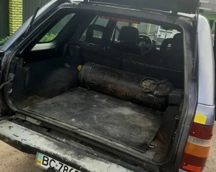 Синий Опель Фронтера, объемом двигателя 2.2 л и пробегом 360 тыс. км за 3750 $, фото 1 на Automoto.ua