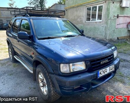 Синий Опель Фронтера, объемом двигателя 2.2 л и пробегом 260 тыс. км за 2900 $, фото 1 на Automoto.ua