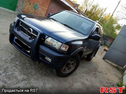 Синий Опель Фронтера, объемом двигателя 2.2 л и пробегом 200 тыс. км за 3800 $, фото 1 на Automoto.ua