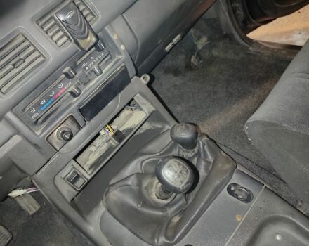 Зеленый Опель Фронтера, объемом двигателя 2 л и пробегом 25 тыс. км за 4000 $, фото 6 на Automoto.ua