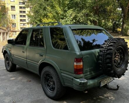 Зеленый Опель Фронтера, объемом двигателя 2 л и пробегом 200 тыс. км за 3999 $, фото 6 на Automoto.ua