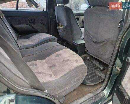 Зеленый Опель Фронтера, объемом двигателя 2.2 л и пробегом 213 тыс. км за 3000 $, фото 5 на Automoto.ua