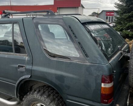 Зеленый Опель Фронтера, объемом двигателя 0 л и пробегом 300 тыс. км за 1919 $, фото 1 на Automoto.ua