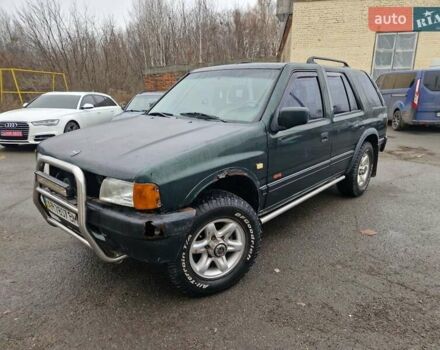 Зеленый Опель Фронтера, объемом двигателя 2.2 л и пробегом 213 тыс. км за 3000 $, фото 2 на Automoto.ua