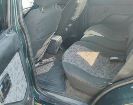 Зеленый Опель Фронтера, объемом двигателя 2.5 л и пробегом 238 тыс. км за 4800 $, фото 6 на Automoto.ua