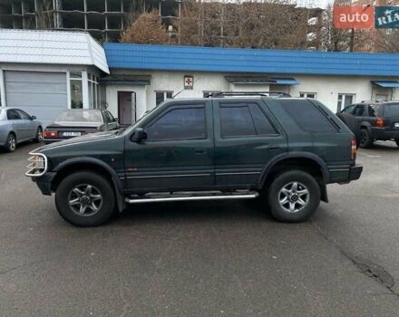 Зелений Опель Фронтера, об'ємом двигуна 2.2 л та пробігом 346 тис. км за 4300 $, фото 2 на Automoto.ua