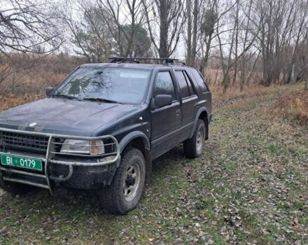 Зелений Опель Фронтера, об'ємом двигуна 2.3 л та пробігом 315 тис. км за 1899 $, фото 3 на Automoto.ua