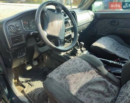 Зелений Опель Фронтера, об'ємом двигуна 2.5 л та пробігом 237 тис. км за 4800 $, фото 2 на Automoto.ua