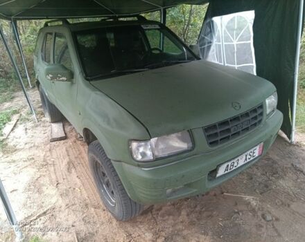 Зеленый Опель Фронтера, объемом двигателя 0 л и пробегом 200 тыс. км за 1800 $, фото 4 на Automoto.ua