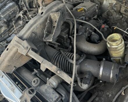 Зеленый Опель Фронтера, объемом двигателя 2.2 л и пробегом 250 тыс. км за 1300 $, фото 4 на Automoto.ua