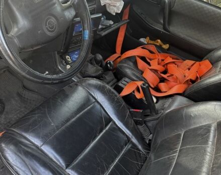 Зеленый Опель Фронтера, объемом двигателя 2.2 л и пробегом 250 тыс. км за 1300 $, фото 2 на Automoto.ua