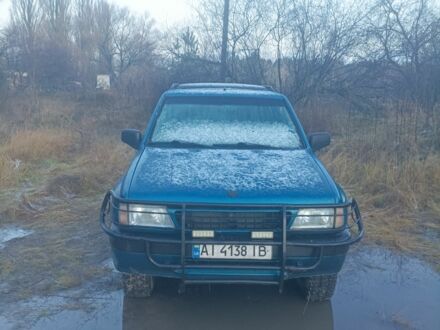 Зеленый Опель Фронтера, объемом двигателя 2 л и пробегом 280 тыс. км за 4100 $, фото 1 на Automoto.ua