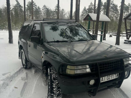 Зелений Опель Фронтера, об'ємом двигуна 2 л та пробігом 330 тис. км за 4950 $, фото 1 на Automoto.ua