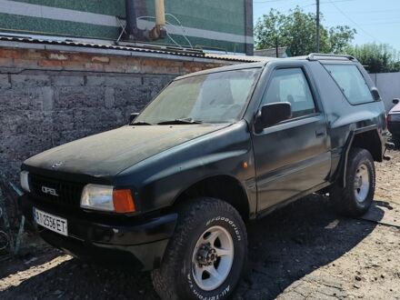 Зеленый Опель Фронтера, объемом двигателя 2 л и пробегом 25 тыс. км за 4000 $, фото 1 на Automoto.ua