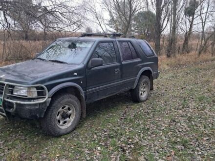 Зеленый Опель Фронтера, объемом двигателя 2.3 л и пробегом 315 тыс. км за 1899 $, фото 1 на Automoto.ua