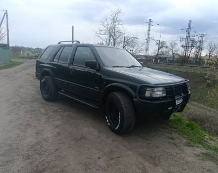 Зеленый Опель Фронтера, объемом двигателя 2.5 л и пробегом 350 тыс. км за 4500 $, фото 1 на Automoto.ua