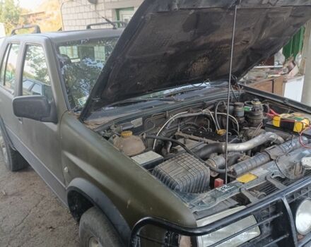 Зеленый Опель Фронтера, объемом двигателя 2 л и пробегом 1000 тыс. км за 1432 $, фото 1 на Automoto.ua