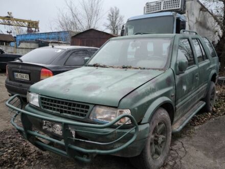 Зеленый Опель Фронтера, объемом двигателя 2.8 л и пробегом 300 тыс. км за 1200 $, фото 1 на Automoto.ua