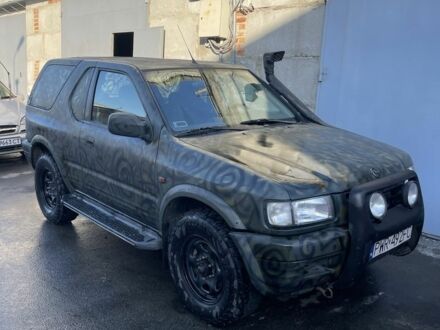 Зелений Опель Фронтера, об'ємом двигуна 2.2 л та пробігом 2 тис. км за 1800 $, фото 1 на Automoto.ua