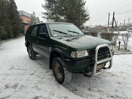 Зеленый Опель Фронтера, объемом двигателя 2.4 л и пробегом 250 тыс. км за 2000 $, фото 1 на Automoto.ua