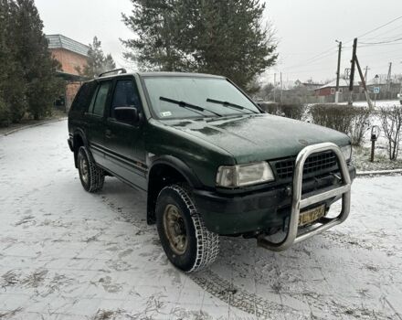 Зеленый Опель Фронтера, объемом двигателя 2.4 л и пробегом 250 тыс. км за 2000 $, фото 1 на Automoto.ua