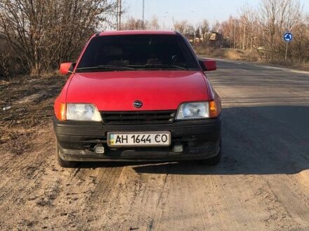 Опель ГТ 1991 у Кам'янське (Дніпродзержинськ) на Automoto.ua Червоний Опель ГТ, об'ємом двигуна 1.4 л та пробігом 3 тис. км за 1200 $, фото 1 на Automoto.ua
