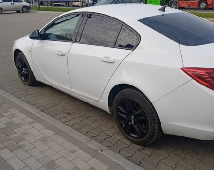 Белый Опель Инсигния, объемом двигателя 1.6 л и пробегом 158 тыс. км за 7500 $, фото 3 на Automoto.ua