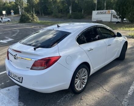 Білий Опель Інсігнія, об'ємом двигуна 2 л та пробігом 360 тис. км за 6624 $, фото 5 на Automoto.ua