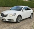 Белый Опель Инсигния, объемом двигателя 2 л и пробегом 280 тыс. км за 5450 $, фото 1 на Automoto.ua