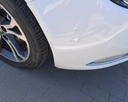 Опель Инсигния 2009 в Сумах на Automoto.ua Белый Опель Инсигния, объемом двигателя 2 л и пробегом 172 тыс. км за 7800 $, фото 3 на Automoto.ua