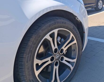 Опель Инсигния 2009 в Сумах на Automoto.ua Белый Опель Инсигния, объемом двигателя 2 л и пробегом 172 тыс. км за 7800 $, фото 5 на Automoto.ua