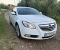 Белый Опель Инсигния, объемом двигателя 2 л и пробегом 280 тыс. км за 6800 $, фото 3 на Automoto.ua