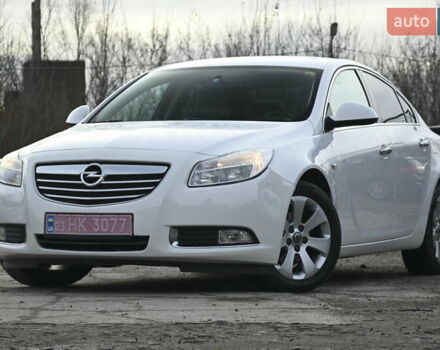 Белый Опель Инсигния, объемом двигателя 1.8 л и пробегом 134 тыс. км за 7700 $, фото 6 на Automoto.ua