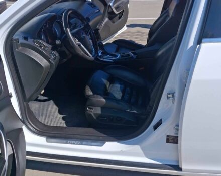 Опель Инсигния 2009 в Сумах на Automoto.ua Белый Опель Инсигния, объемом двигателя 2 л и пробегом 172 тыс. км за 7800 $, фото 9 на Automoto.ua