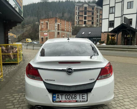 Белый Опель Инсигния, объемом двигателя 1.96 л и пробегом 237 тыс. км за 8100 $, фото 3 на Automoto.ua