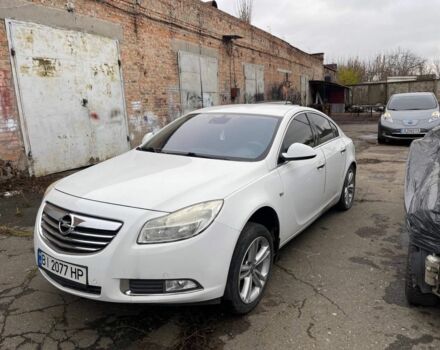 Білий Опель Інсігнія, об'ємом двигуна 2 л та пробігом 185 тис. км за 3750 $, фото 1 на Automoto.ua