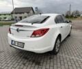 Белый Опель Инсигния, объемом двигателя 2 л и пробегом 363 тыс. км за 3300 $, фото 2 на Automoto.ua
