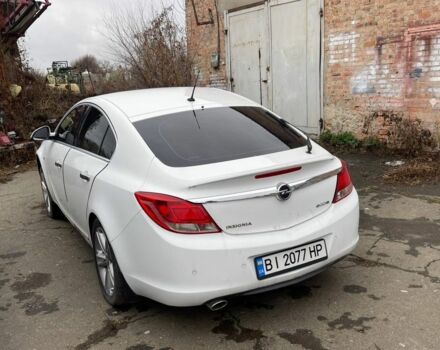 Білий Опель Інсігнія, об'ємом двигуна 2 л та пробігом 185 тис. км за 3750 $, фото 2 на Automoto.ua