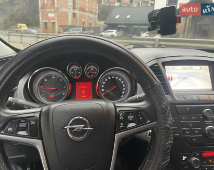 Белый Опель Инсигния, объемом двигателя 1.96 л и пробегом 237 тыс. км за 8100 $, фото 6 на Automoto.ua