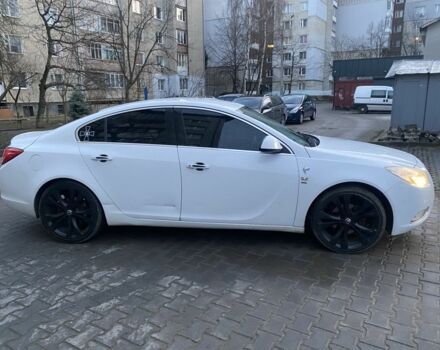 Білий Опель Інсігнія, об'ємом двигуна 2 л та пробігом 180 тис. км за 3300 $, фото 3 на Automoto.ua