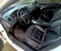 Білий Опель Інсігнія, об'ємом двигуна 2 л та пробігом 275 тис. км за 7095 $, фото 6 на Automoto.ua