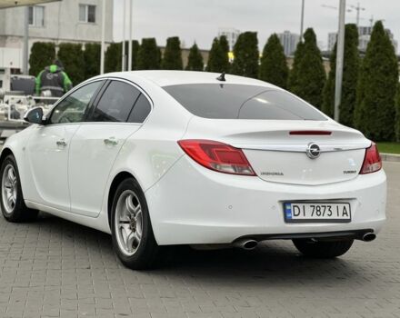 Белый Опель Инсигния, объемом двигателя 2 л и пробегом 320 тыс. км за 5950 $, фото 7 на Automoto.ua