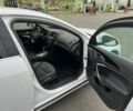 Белый Опель Инсигния, объемом двигателя 2 л и пробегом 320 тыс. км за 5950 $, фото 12 на Automoto.ua