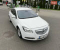 Белый Опель Инсигния, объемом двигателя 2 л и пробегом 325 тыс. км за 5350 $, фото 3 на Automoto.ua