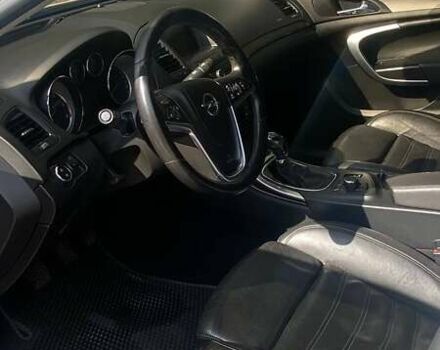 Белый Опель Инсигния, объемом двигателя 1.96 л и пробегом 212 тыс. км за 8800 $, фото 5 на Automoto.ua